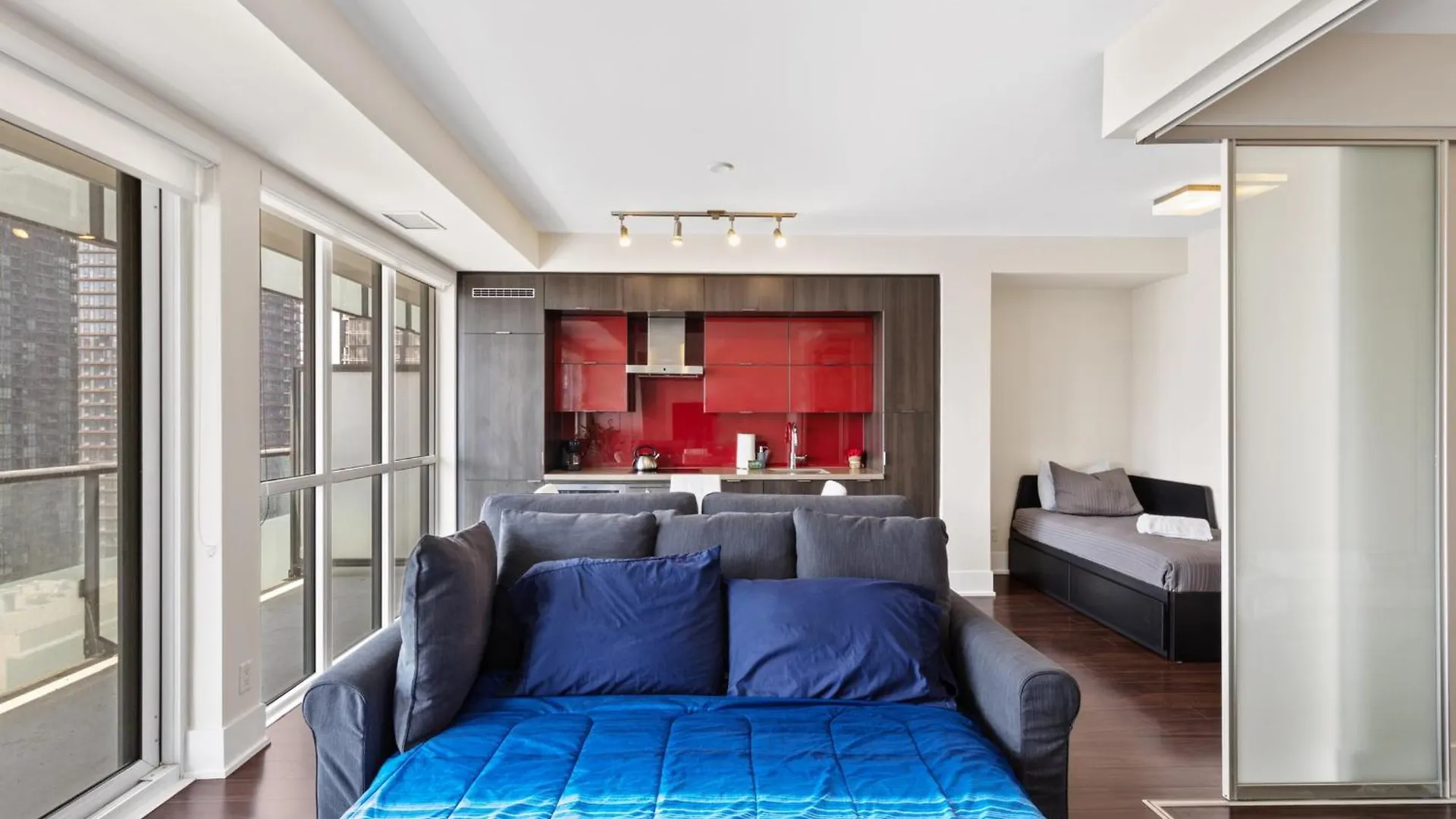 Apartment Lake Views And Rogers Centre - 4Beds - Free Parking Toronto